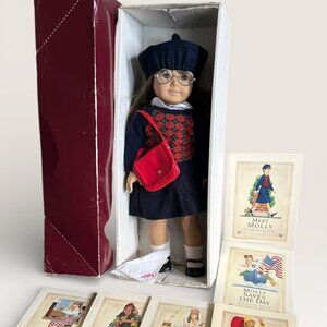 Molly American Girl Doll Original Pleasant Co w/ Meet Outfit Books & Box